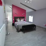 לינה וארוחת בוקר Aux 4 Cornes - D'hotes 3*