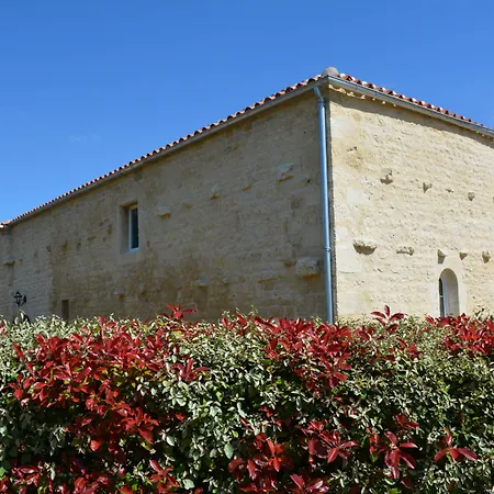 Aux 4 Cornes - D'hotes فندق مبيت وإفطار 3*