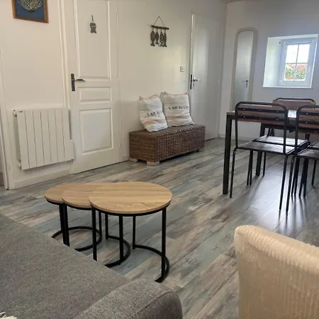 Aux 4 Cornes - D'hotes Et 3* Longeves (Vendee)