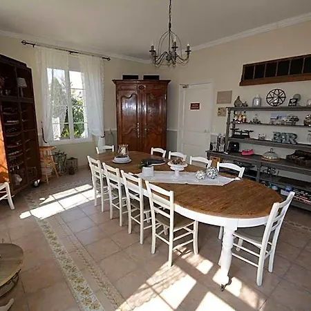 Aux 4 Cornes - D'hotes Et Bed & Breakfast