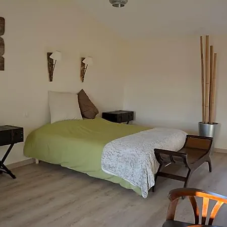 Bed & Breakfast Aux 4 Cornes - D'hotes Et 3*