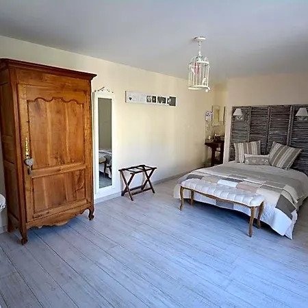 Aux 4 Cornes - D'hotes Et Bed & Breakfast