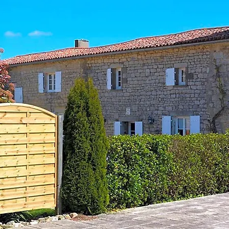 Aux 4 Cornes - D'hotes Et Longeves (Vendee)