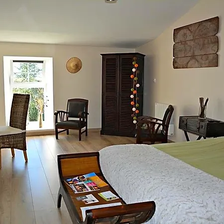 Aux 4 Cornes - D'hotes Et Bed & Breakfast Longeves (Vendee)