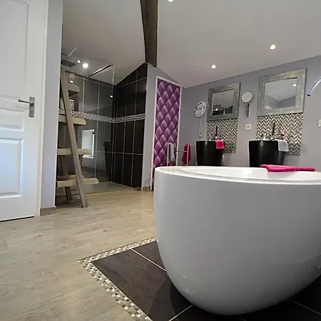 Bed & Breakfast Aux 4 Cornes - D'hotes Et Longeves (Vendee)