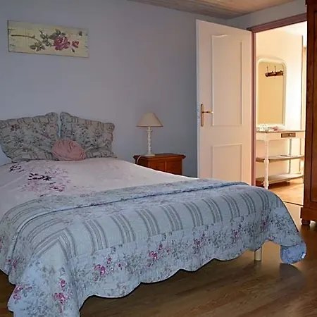 Couette-café Aux 4 Cornes - D'hôtes 3*