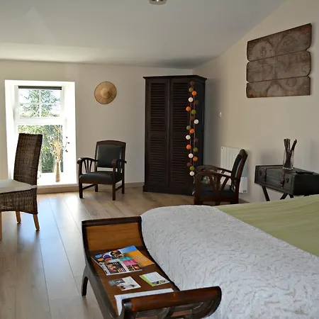 Aux 4 Cornes - D'hotes Bed & Breakfast