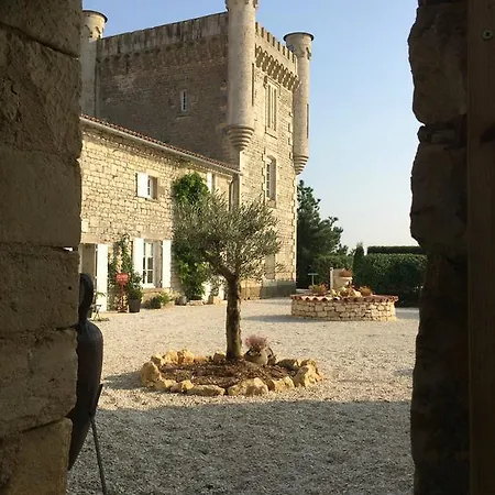 Aux 4 Cornes - D'hotes Bed & Breakfast *