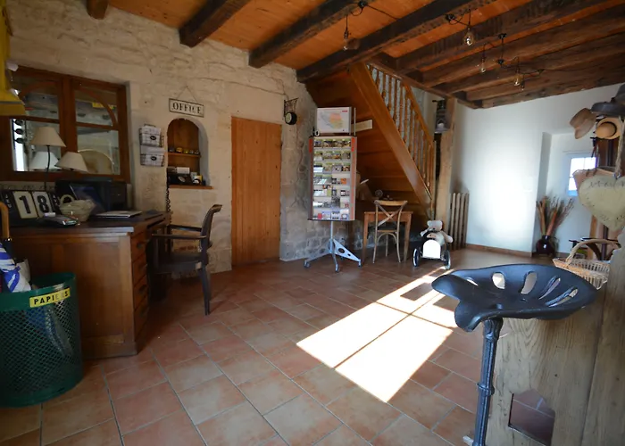 Aux 4 Cornes - D'hotes Bed & Breakfast