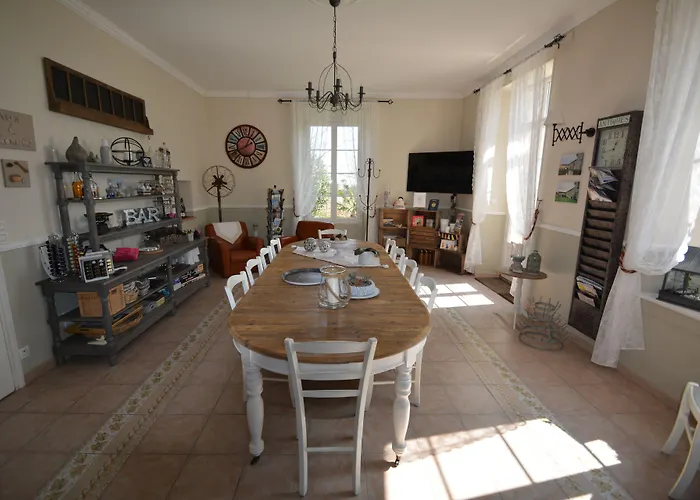 فندق مبيت وإفطار Aux 4 Cornes - D'hotes Longeves (Vendee)