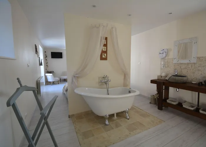 Aux 4 Cornes - D'hotes 3*