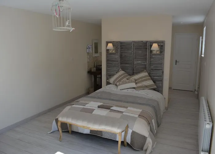 فندق مبيت وإفطار Aux 4 Cornes - D'hotes