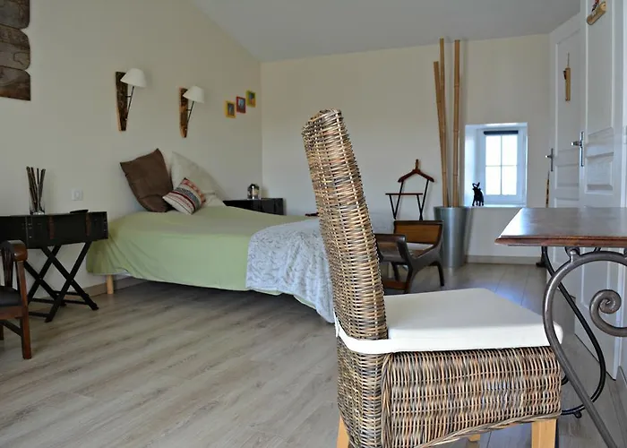 Bed & Breakfast Aux 4 Cornes - D'hotes 3*