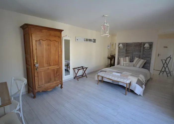 Aux 4 Cornes - D'hotes فندق مبيت وإفطار Longeves (Vendee)