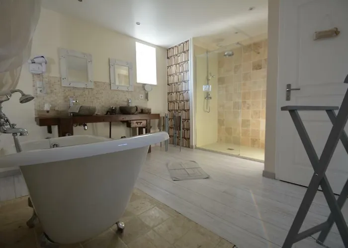 Aux 4 Cornes - D'hotes 3*